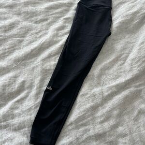 ALO Yoga AirBrush Black Leggings